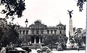 PA i- 22- Place d'armes animee